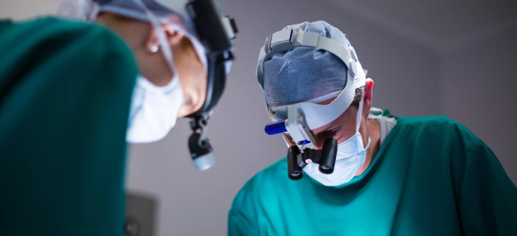 göz içi lens uygulaması